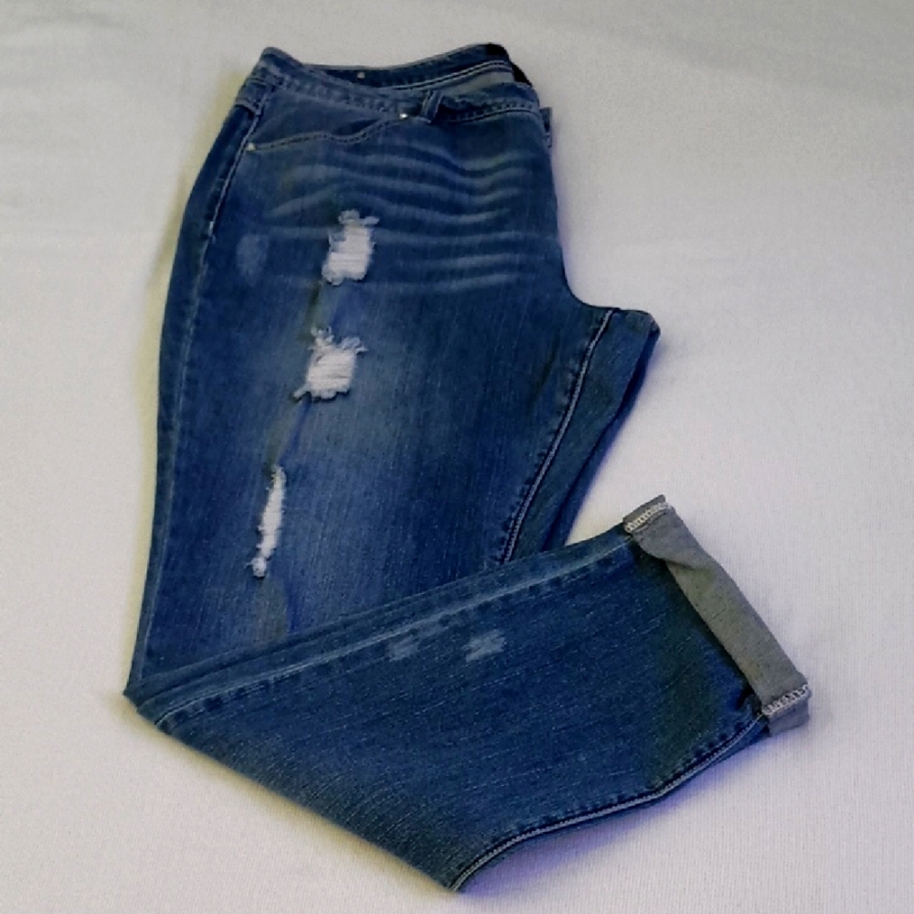 Midnight Velvet Blue Boyfriend Jeans with Distressed Details